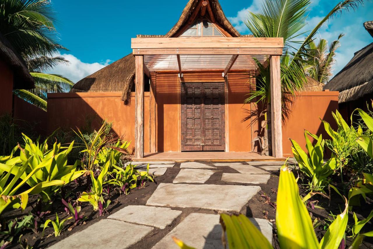 Eclectic Beach Retreat Cabo Nhamua Exterior foto